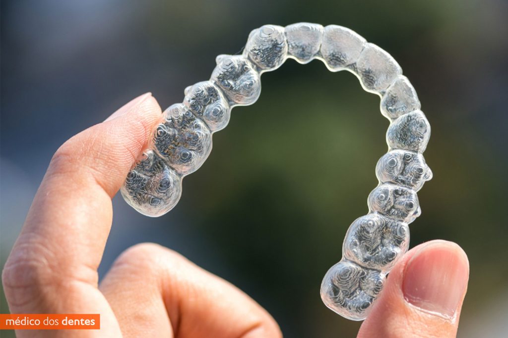 Aparelho dentário invisalign - Médico dos Dentes