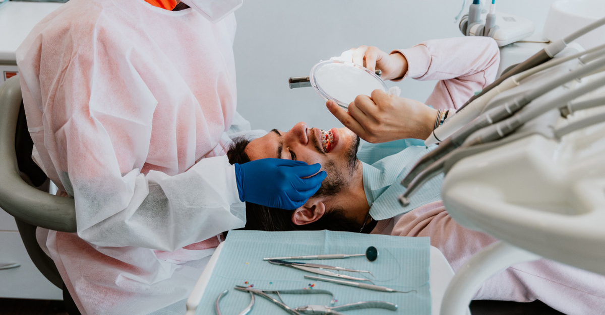 Consulta de ortodontia - Médico dos Dentes